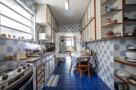 Apartamento à venda com 115m², 3 quartos e 2 vagas Apartamento à venda com 115m², 3 quartos e 2 vagasCozinha