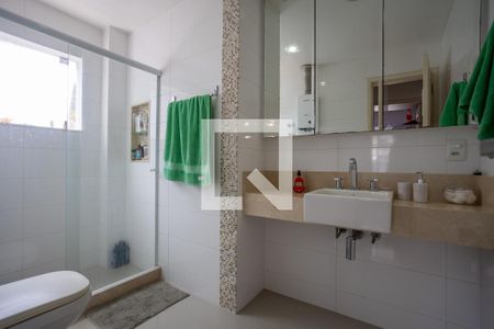 Apartamento à venda com 115m², 3 quartos e 2 vagas Apartamento à venda com 115m², 3 quartos e 2 vagasBanheiro Social