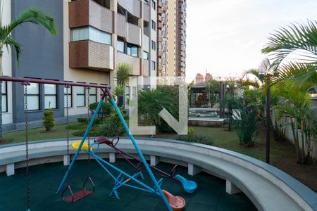Apartamento à venda com 130m², 3 quartos e 3 vagasÁrea comum - Playground