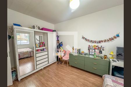 Casa à venda com 240m², 9 quartos e sem vaga Casa à venda com 240m², 9 quartos e sem vagaQuarto 1