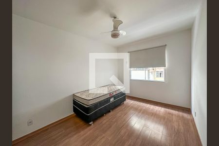 Casa à venda com 240m², 9 quartos e sem vaga Casa à venda com 240m², 9 quartos e sem vagaQuarto 5