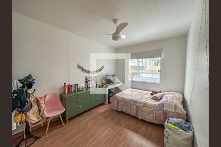 Casa à venda com 240m², 9 quartos e sem vaga Casa à venda com 240m², 9 quartos e sem vagaQuarto 1