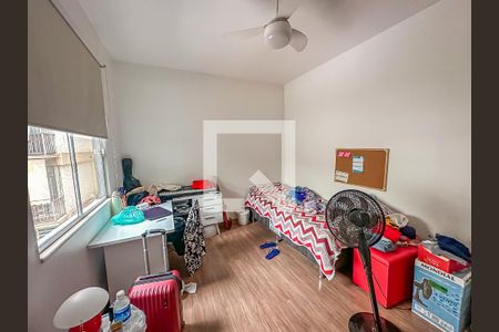 Casa à venda com 240m², 9 quartos e sem vaga Casa à venda com 240m², 9 quartos e sem vagaQuarto 4