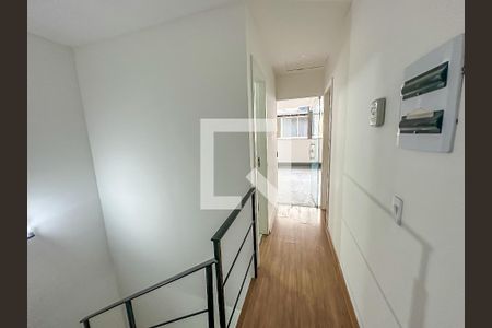 Casa à venda com 240m², 9 quartos e sem vaga Casa à venda com 240m², 9 quartos e sem vagaCorredor