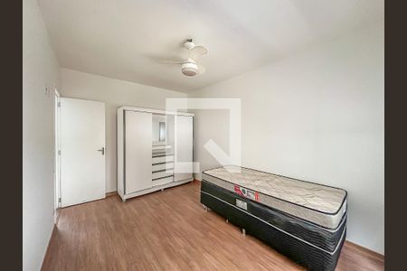 Casa à venda com 240m², 9 quartos e sem vaga Casa à venda com 240m², 9 quartos e sem vagaQuarto 5