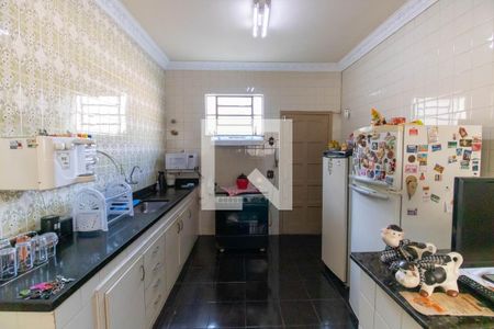 Casa para alugar com 230m², 6 quartos e 4 vagas Casa para alugar com 230m², 6 quartos e 4 vagasCozinha