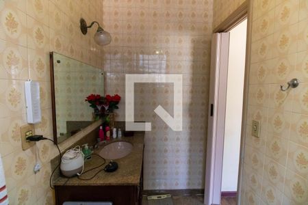 Casa para alugar com 230m², 6 quartos e 4 vagas Casa para alugar com 230m², 6 quartos e 4 vagasBanheiro da Suíte