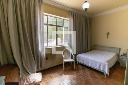 Casa para alugar com 230m², 6 quartos e 4 vagas Casa para alugar com 230m², 6 quartos e 4 vagasSuíte