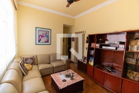 Casa para alugar com 230m², 6 quartos e 4 vagas Casa para alugar com 230m², 6 quartos e 4 vagasSala 2