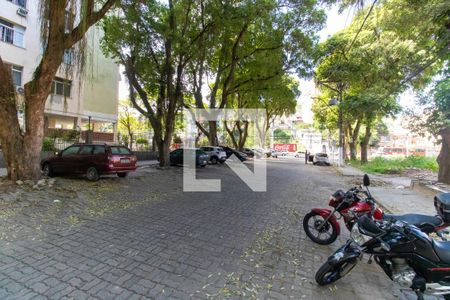 Casa para alugar com 230m², 6 quartos e 4 vagas Casa para alugar com 230m², 6 quartos e 4 vagasVista da Rua