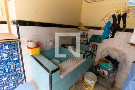 Casa para alugar com 230m², 6 quartos e 4 vagas Casa para alugar com 230m², 6 quartos e 4 vagasÁrea de Serviço