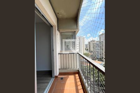 Apartamento para alugar com 51m², 1 quarto e 1 vagaVaranda