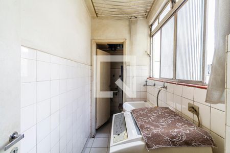 Apartamento à venda com 65m², 2 quartos e sem vaga Apartamento à venda com 65m², 2 quartos e sem vagaÁrea de Serviço