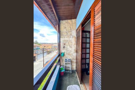 Casa à venda com 165m², 3 quartos e 4 vagasVaranda