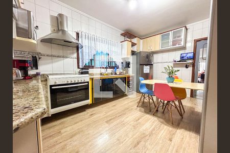 Casa à venda com 165m², 3 quartos e 4 vagasCozinha