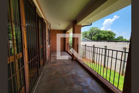 Casa à venda com 690m², 6 quartos e 3 vagasVaranda