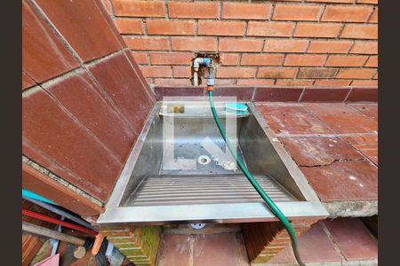 Casa à venda com 690m², 6 quartos e 3 vagasÀrea Externa Superior Lavanderia