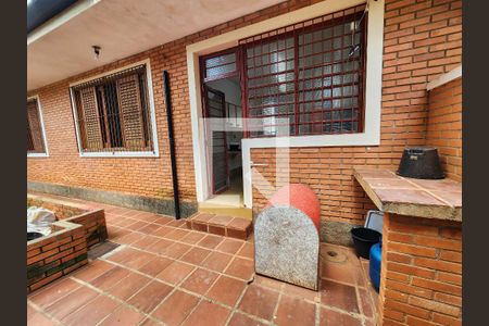 Casa à venda com 690m², 6 quartos e 3 vagasÀrea Externa Superior Lavanderia