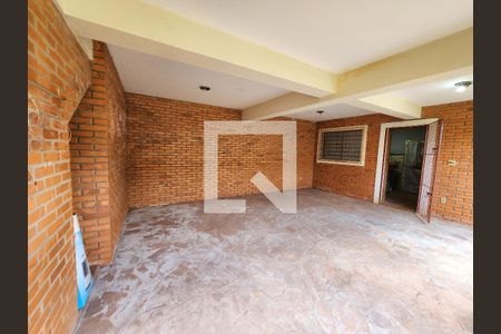 Casa à venda com 690m², 6 quartos e 3 vagasGaragem