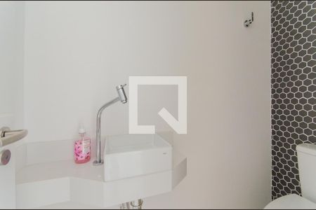 Casa para alugar com 216m², 3 quartos e 3 vagas Casa para alugar com 216m², 3 quartos e 3 vagasLavabo