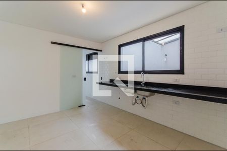 Casa para alugar com 216m², 3 quartos e 3 vagas Casa para alugar com 216m², 3 quartos e 3 vagasCozinha