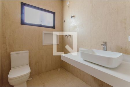 Casa para alugar com 216m², 3 quartos e 3 vagas Casa para alugar com 216m², 3 quartos e 3 vagasBanheiro da Suíte 1