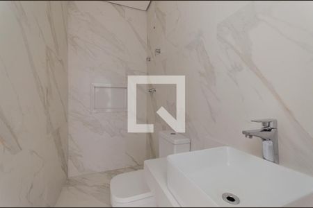 Casa para alugar com 216m², 3 quartos e 3 vagas Casa para alugar com 216m², 3 quartos e 3 vagasBanheiro da Suíte 2