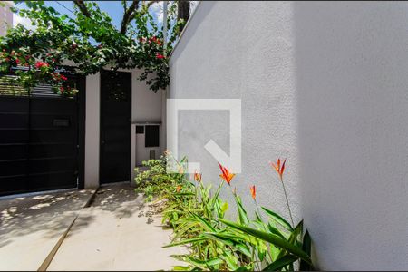 Casa para alugar com 216m², 3 quartos e 3 vagas Casa para alugar com 216m², 3 quartos e 3 vagasEntrada