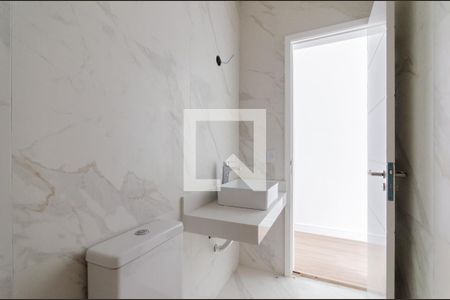 Casa para alugar com 216m², 3 quartos e 3 vagas Casa para alugar com 216m², 3 quartos e 3 vagasBanheiro da Suíte 2