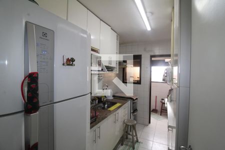 Apartamento à venda com 90m², 3 quartos e 2 vagasCozinha