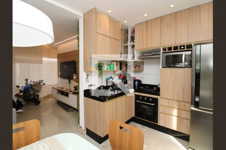 Casa de condomínio à venda com 68m², 2 quartos e 2 vagasCozinha