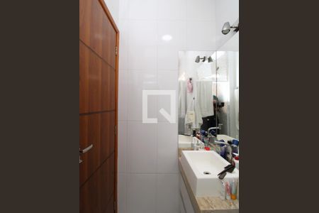 Casa de condomínio à venda com 68m², 2 quartos e 2 vagasBanheiro da Suíte 1