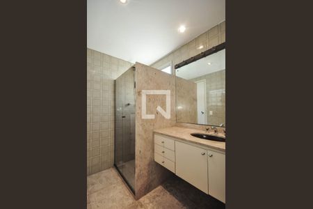 Apartamento à venda com 117m², 2 quartos e 2 vagasBanheiro