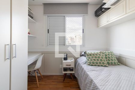 Apartamento à venda com 70m², 2 quartos e 2 vagasQuarto 2