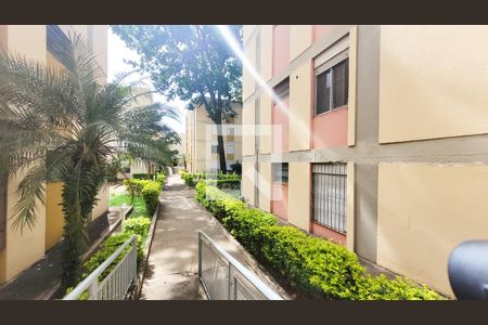 Apartamento para alugar com 74m², 2 quartos e 1 vagaÁrea comum