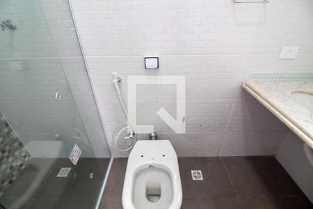 Casa à venda com 249m², 3 quartos e 4 vagas Casa à venda com 249m², 3 quartos e 4 vagasBanheiro da Suíte