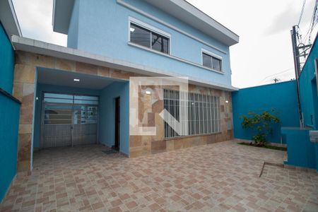 Casa à venda com 249m², 3 quartos e 4 vagas Casa à venda com 249m², 3 quartos e 4 vagasGaragem / Fachada