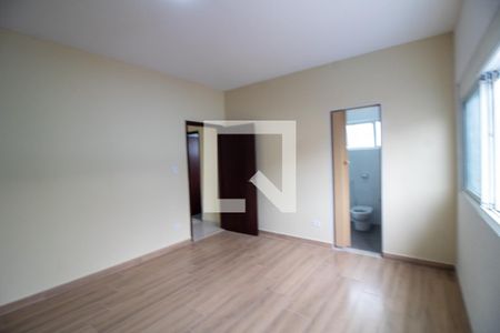 Casa à venda com 249m², 3 quartos e 4 vagas Casa à venda com 249m², 3 quartos e 4 vagasQuarto 3 - Suíte