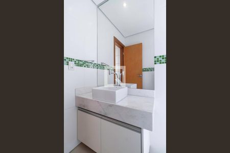 Apartamento à venda com 262m², 4 quartos e 3 vagasCobertura - Banheiro da suíte 4