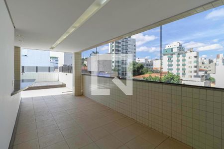 Apartamento à venda com 262m², 4 quartos e 3 vagasCobertura