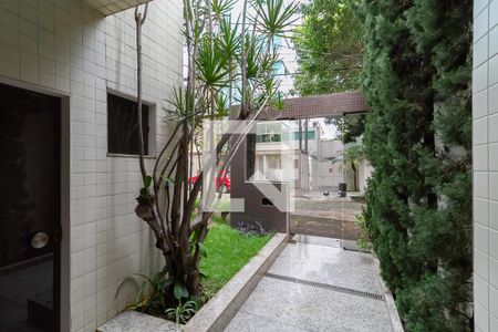 Apartamento à venda com 262m², 4 quartos e 3 vagasEntrada