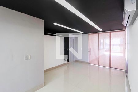 Apartamento à venda com 262m², 4 quartos e 3 vagasCobertura - Sala 2