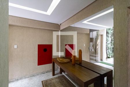 Apartamento à venda com 262m², 4 quartos e 3 vagasHall social