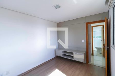 Apartamento à venda com 262m², 4 quartos e 3 vagasCobertura - Suíte 4