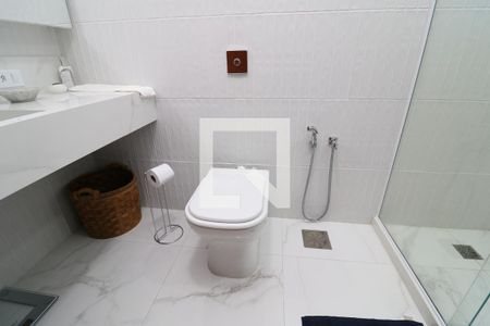 Apartamento à venda com 200m², 3 quartos e 2 vagasBanheiro Social