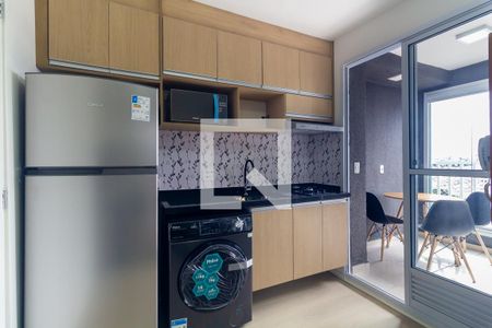 Sala/Cozinha de apartamento para alugar com 2 quartos, 31m² em Vila Santa Clara, São Paulo