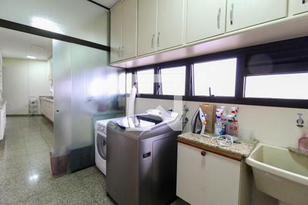 Apartamento à venda com 275m², 5 quartos e 4 vagasÁrea de Serviço