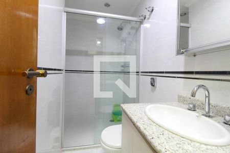 Apartamento à venda com 275m², 5 quartos e 4 vagasBanheiro da Suíte 3