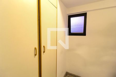 Apartamento à venda com 275m², 5 quartos e 4 vagasQuarto de Serviço