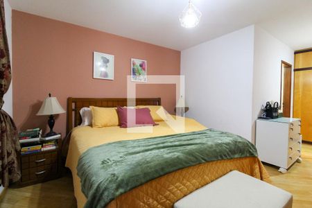 Apartamento à venda com 275m², 5 quartos e 4 vagasSuíte 1